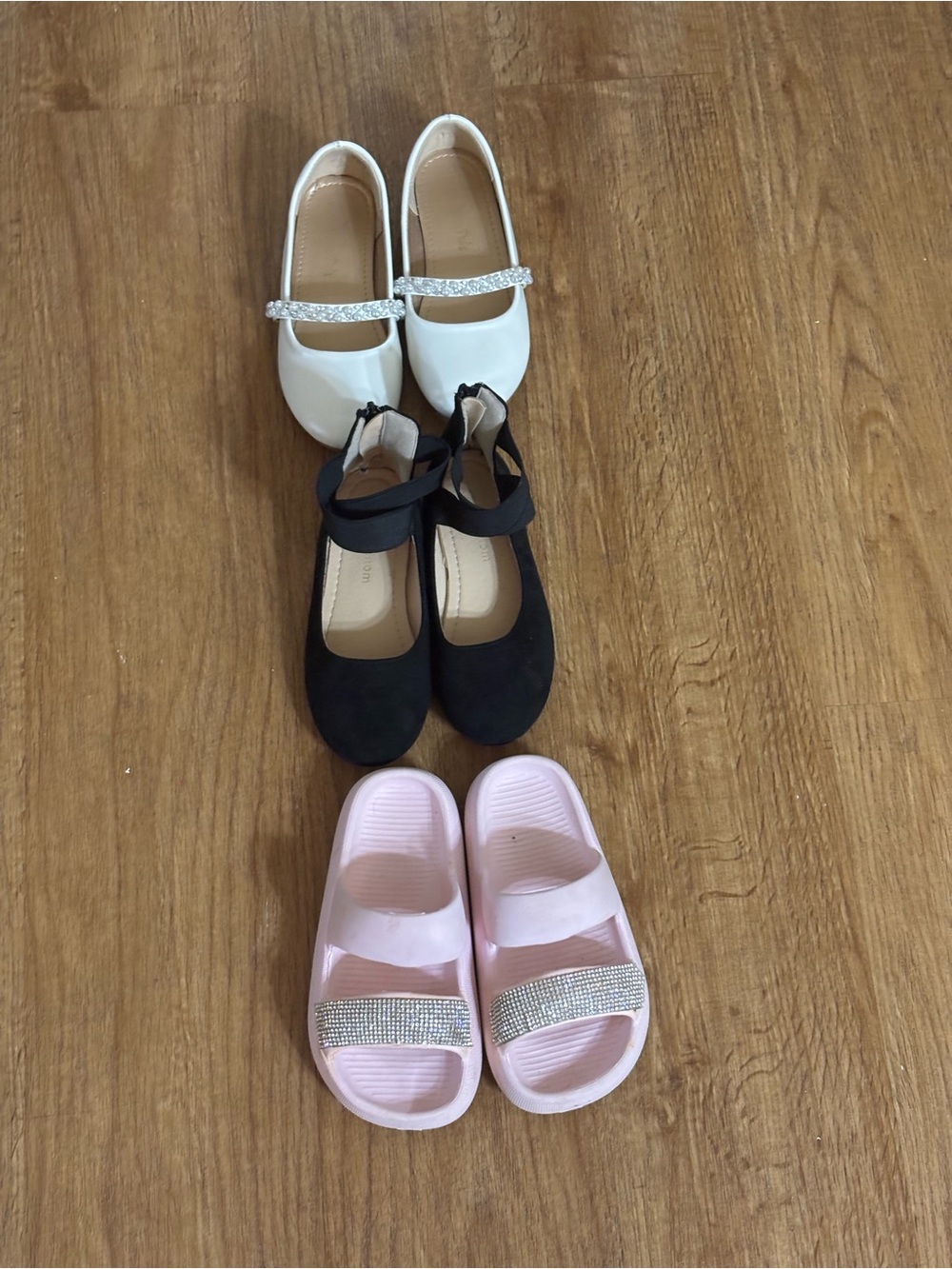 Hehainom Girls Shoes Bundle